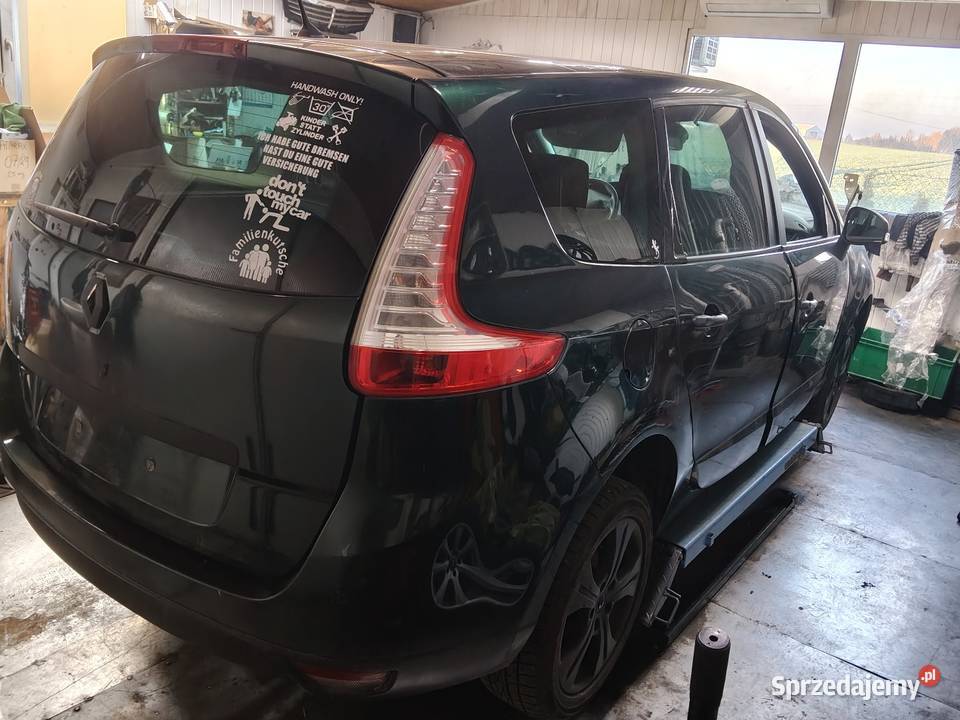 Renault Grand Scenic III 3 14TCe 2010r Rok produkcji 2010