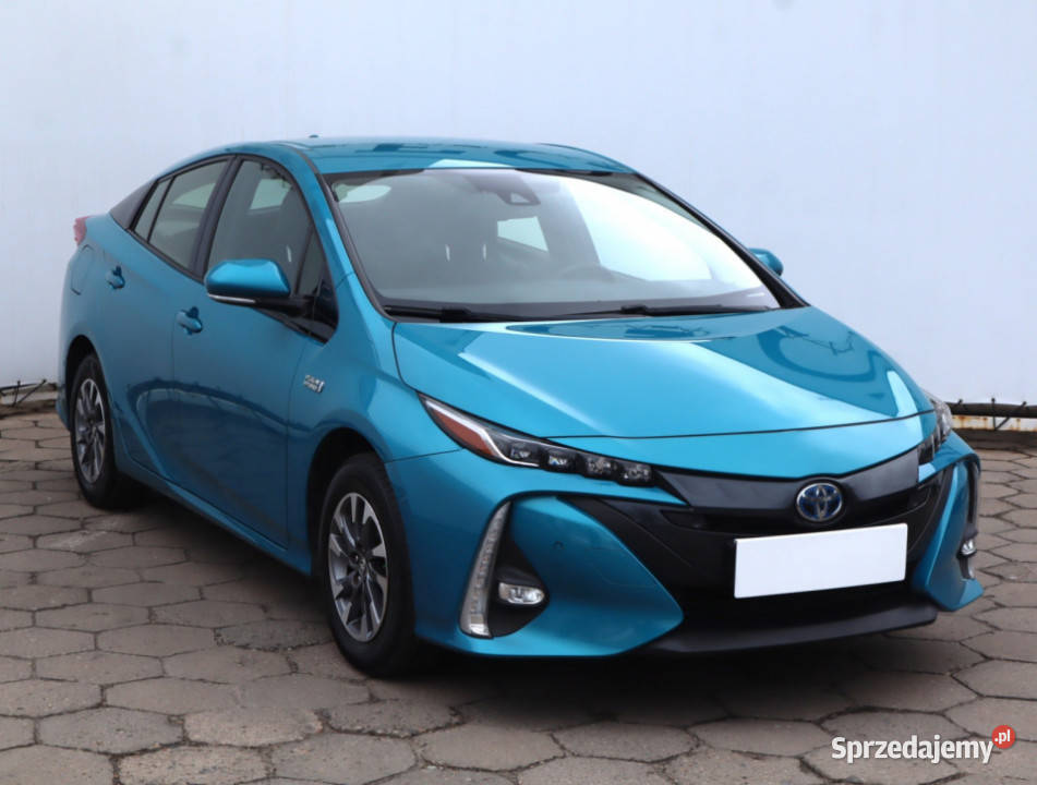 Toyota Prius 18 PHV światła LED Prius