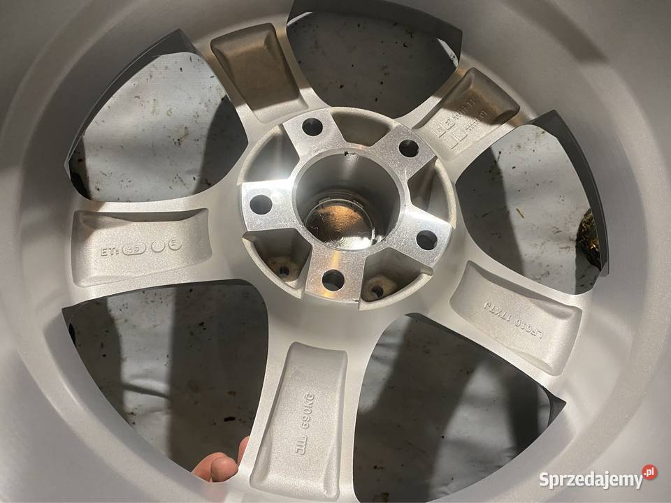 Alufelgi 17 5x120 BMW VW 16 Koła i felgi Września
