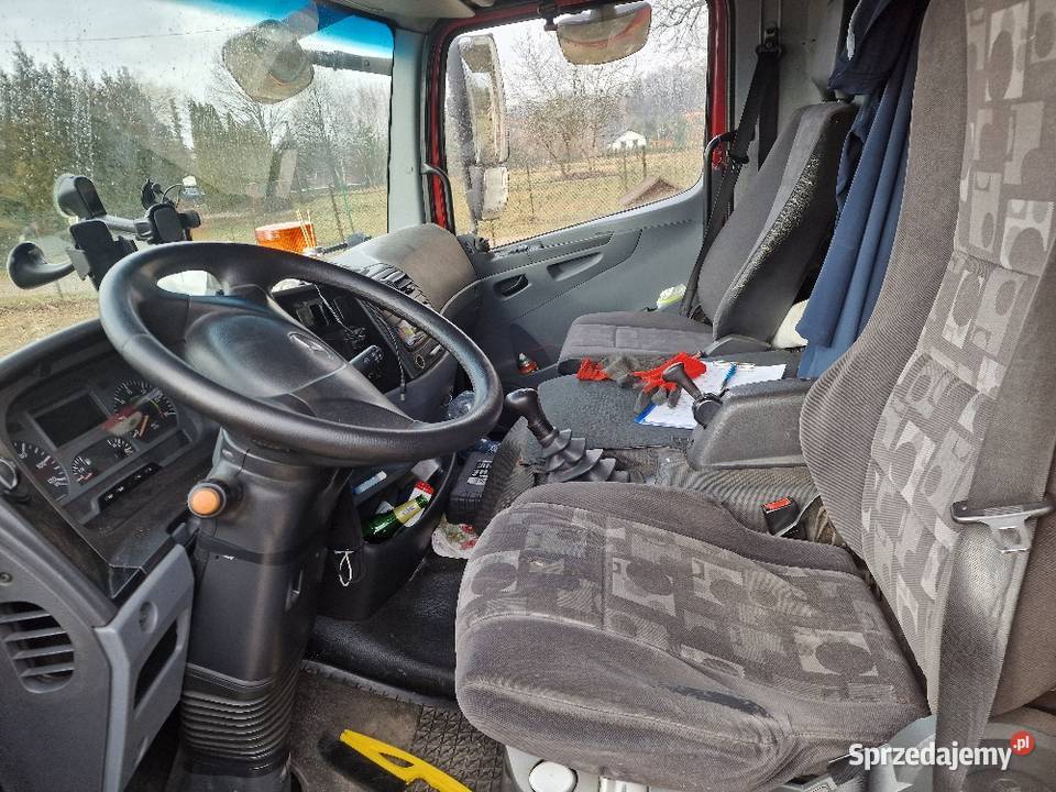 Auto laweta Mercedes Atego Piaseczno