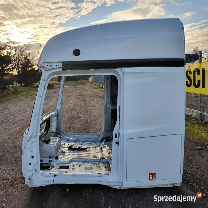 MERCEDES ACTROS MP4 STREAMLINE 23M KABINA