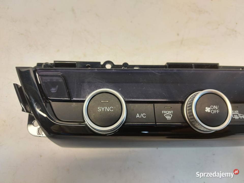 Honda HRV III eHEV 2022r PANEL STEROWNIK