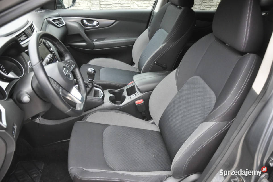 Nissan Qashqai 13T 140 LED Kamera 360 Navi