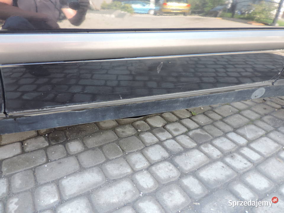 Mercedes W210 DRZWI PRAWE PRZEDNIE KOLOR 197