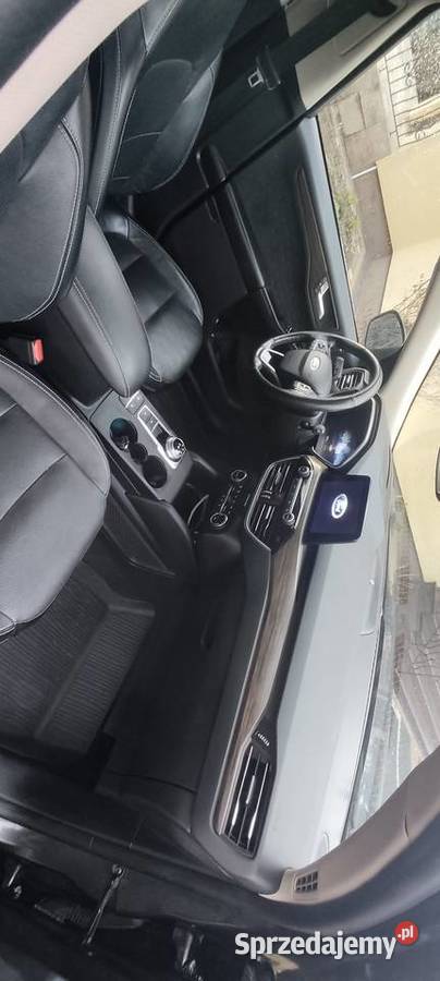 Ford Escape Rok produkcji 2019 Radom