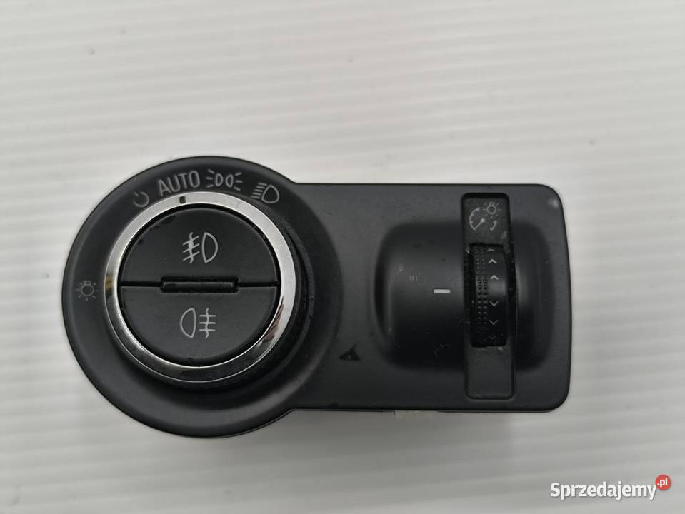 PRZEŁĄCZNIK ŚWIATEŁ OPEL INSIGNIA A 13268707
