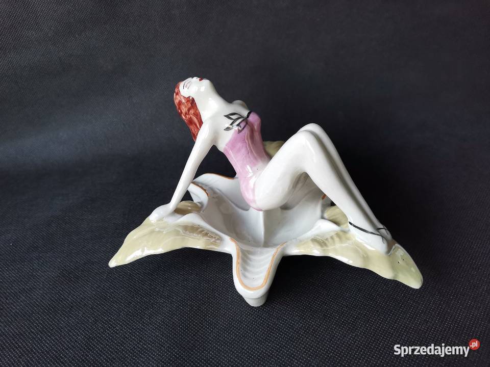 Stara popielniczka Kobieta na Liściu porcelana Katowice