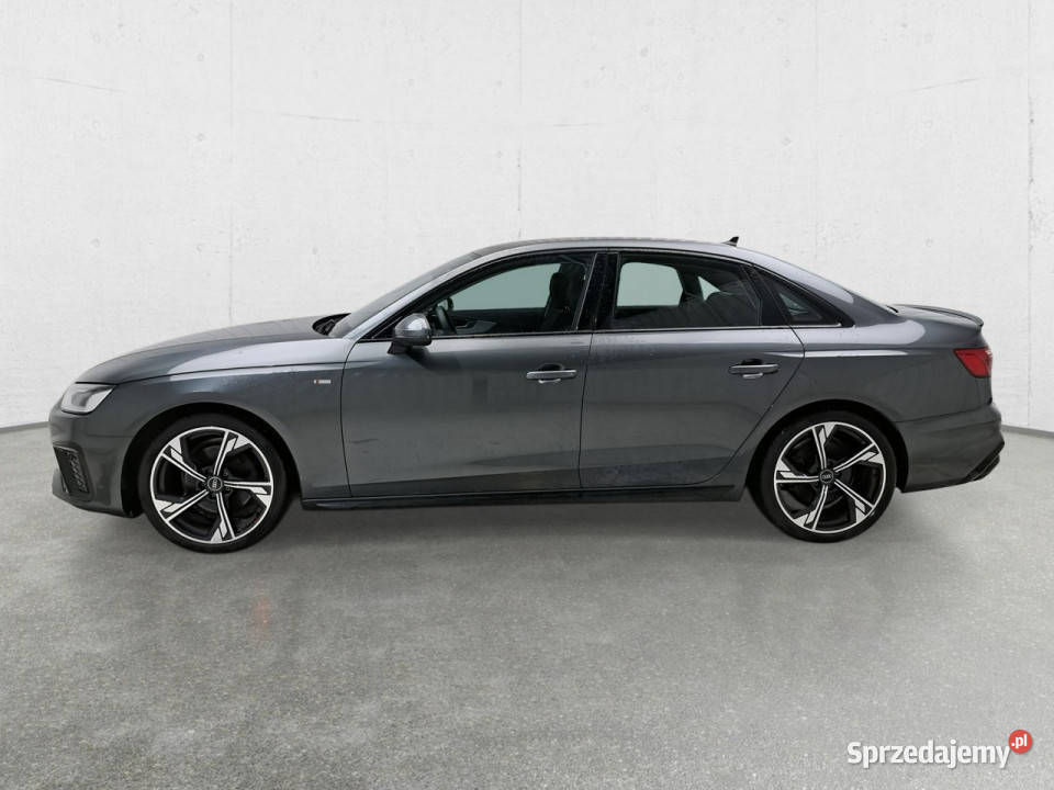 Audi A4 Limousine B9 2015 Komorniki