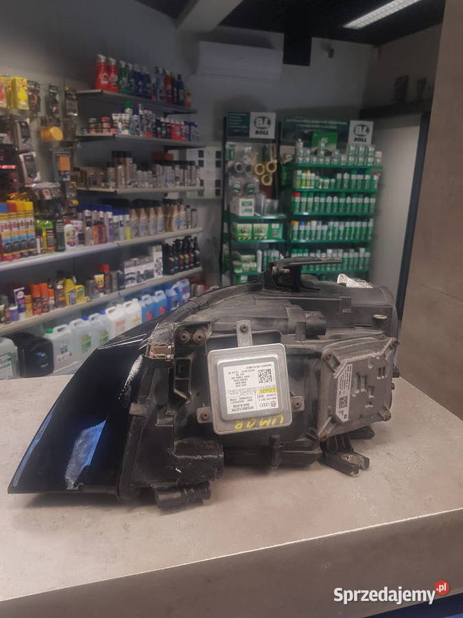 Lampa prawa do Audi a4 b8 używana Kończyce Małe