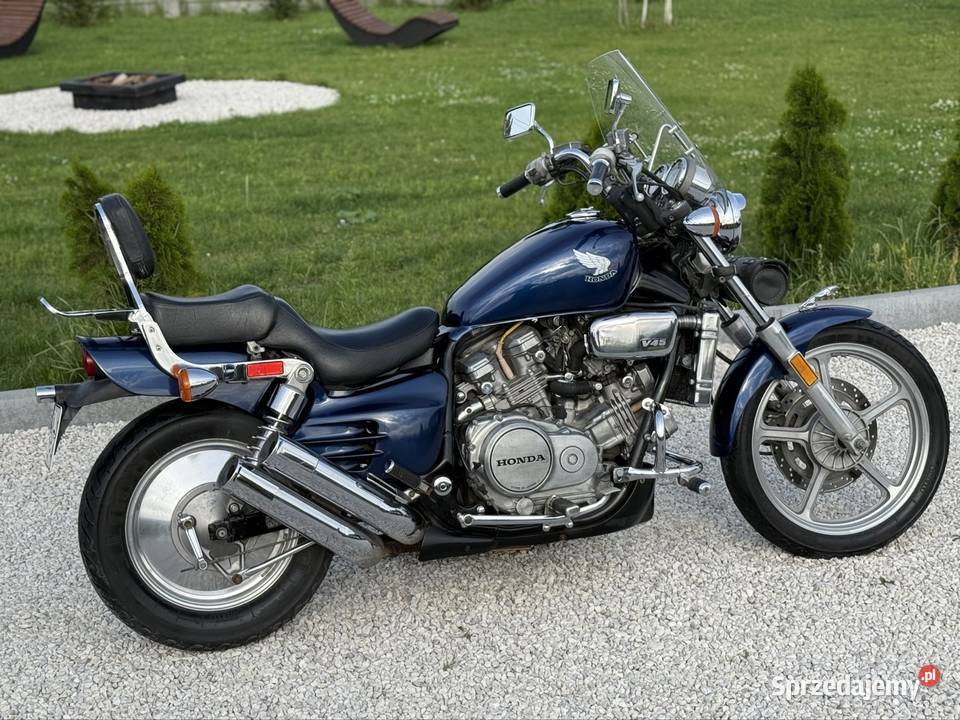 Honda Super Magna VF 700 Ładny stan Gotowa do Honda Włocławek