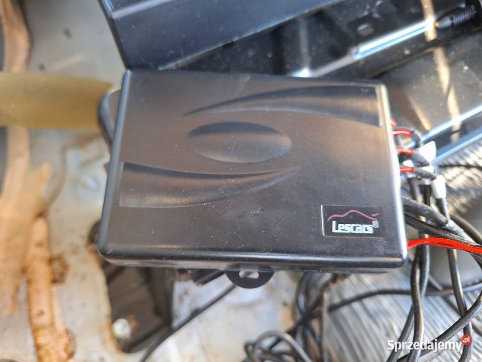 Lexus RX II 0309 zderzak tył kod lakieru 063 osobowe Toruń