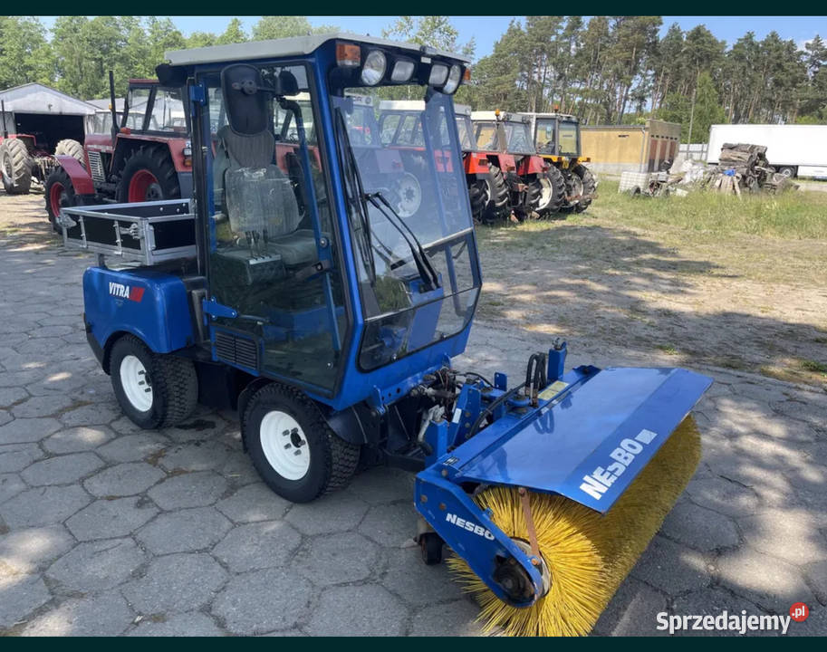 Nośnik narzędzi zamiatarka Iseki Vitra City 600 wielkopolskie sprzedam