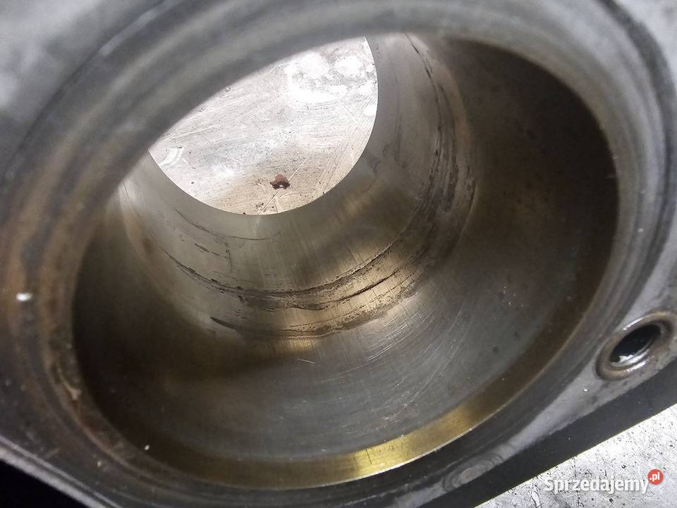 Suzuki GS 500 cylinder cylindry tłoki tłok GS500 Jelenia Góra