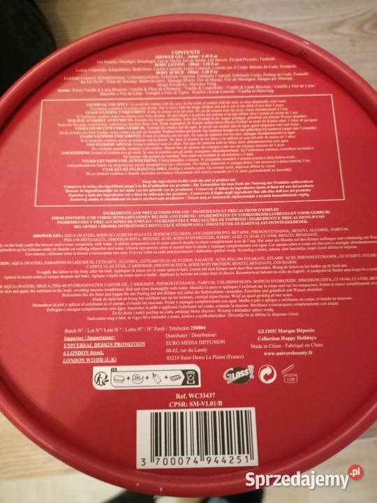 NOWY Świąteczny zestaw kosmetyków w ozdobnej Włocławek