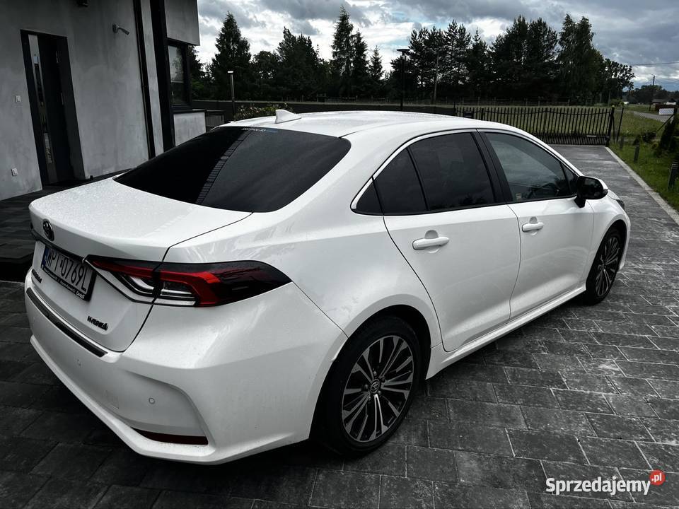 Toyota Corolla Sedan 18 Hybrid Style 140 ASO 1 radio Piaseczno sprzedam