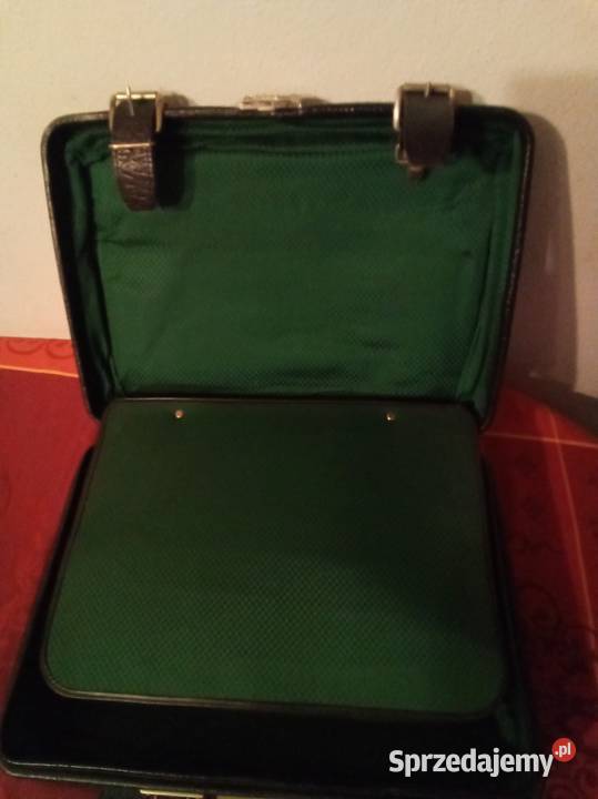Walizka skórzana z zielonym wnętrzem PRL Warszawa