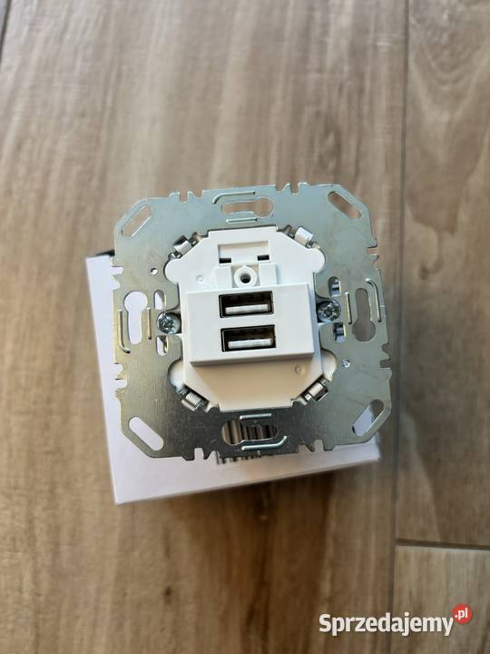 Berker Hager 260209 ładowarka gniazdo USB 2x Warszawa