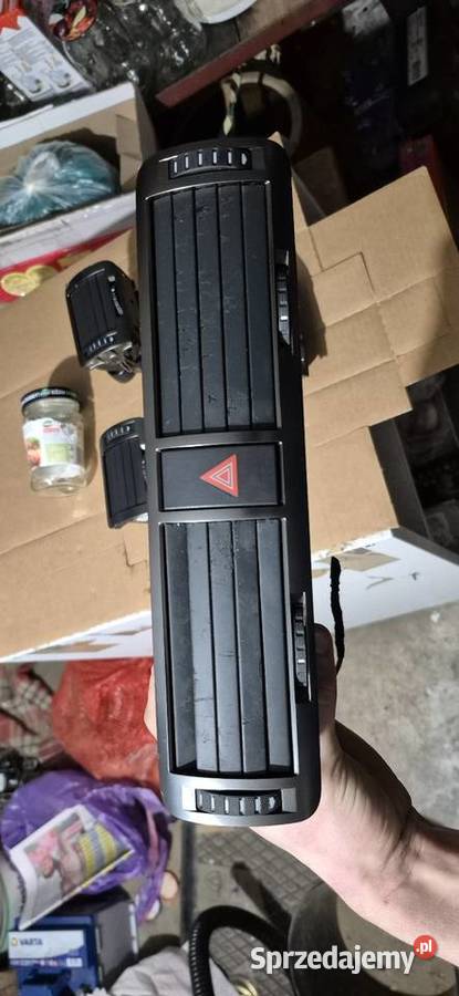 Kratki nawiewu Skoda SuperB 1 komplet Kratki nawiewu pomorskie Słupsk