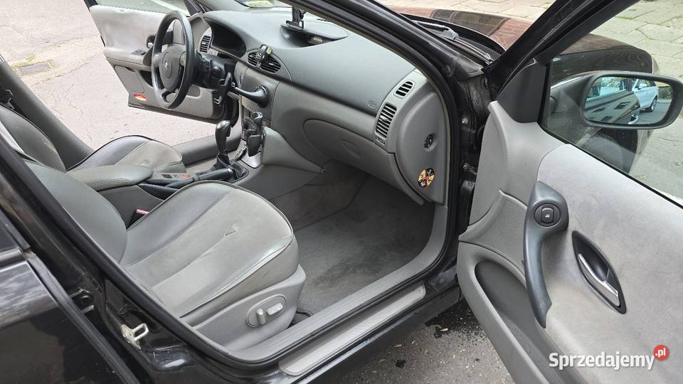 Laguna II 30 V6 rocznik 2002 r Przebieg 149 Laguna