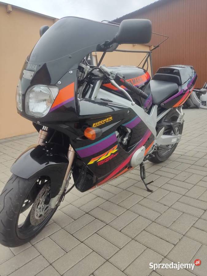 YAMAHA FZR 600 Genesis Yamaha Motocykle, skutery, quady