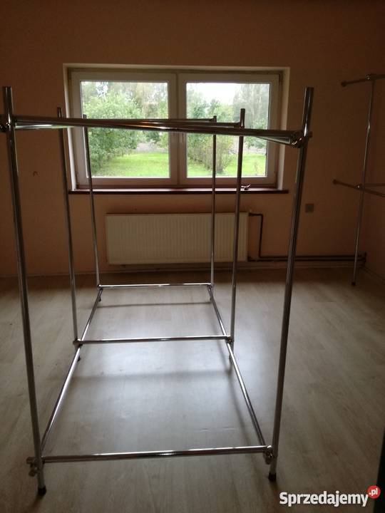 Wyposażenie sklepu z odzieżą Wieszaki z rurek Sklep Piaseczno