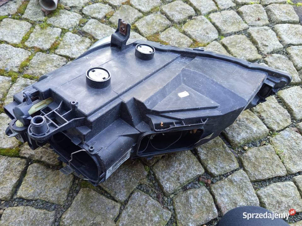 Reflektor prawy Leon 3 orginalny valeo Lampy przednie Rzeszów