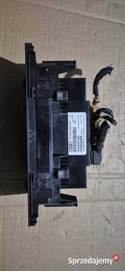 Panel nawiewu climatronic Audi A3 8P Słupsk