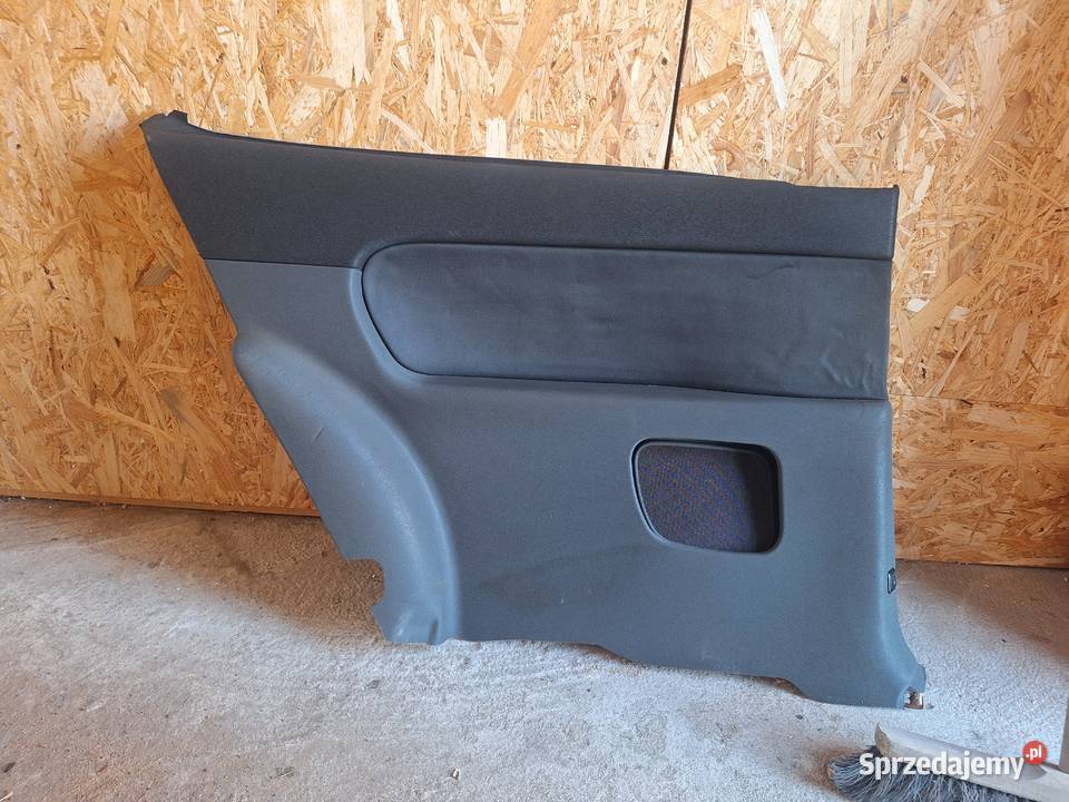 Boczki audi a3 8l osobowe Szczucin