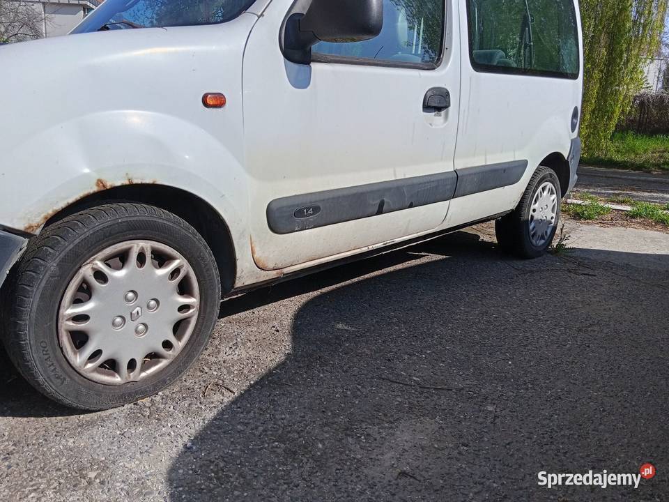 Renault Kangoo 14 2001 stoi nie używany remoncie benzyna Kangoo Kraków sprzedam