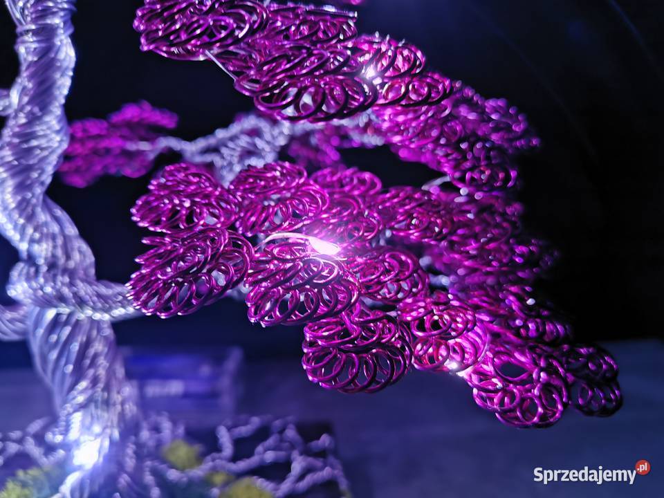 Drzewko z drutu 25 oświetlone odcienie fioletowego