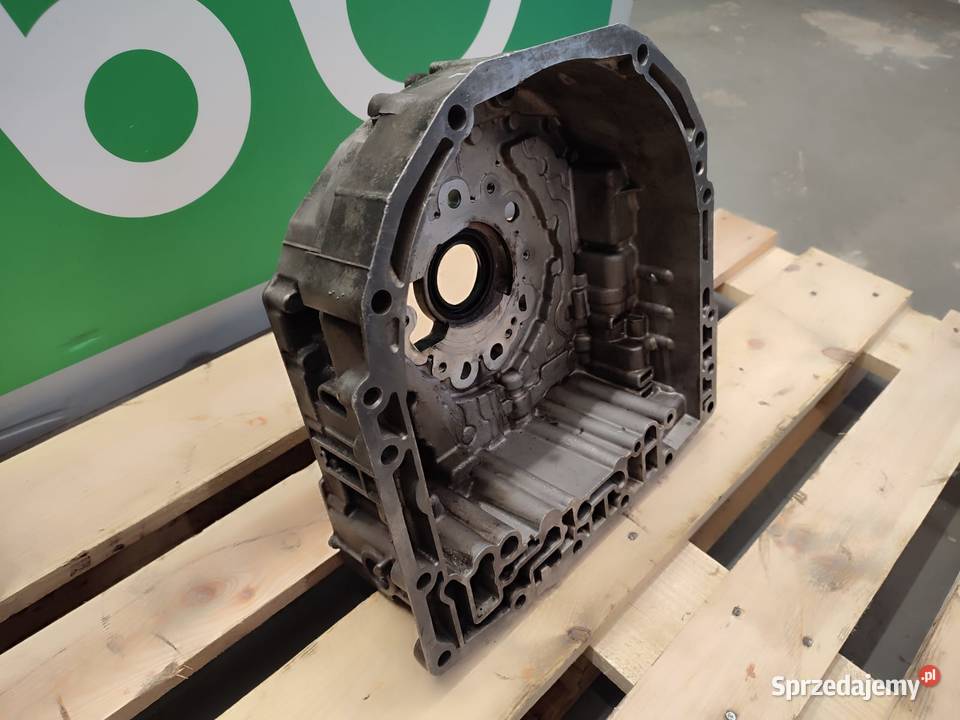 Pokrywa karter skrzyni biegów R184046 JOHN DEERE sprzedam