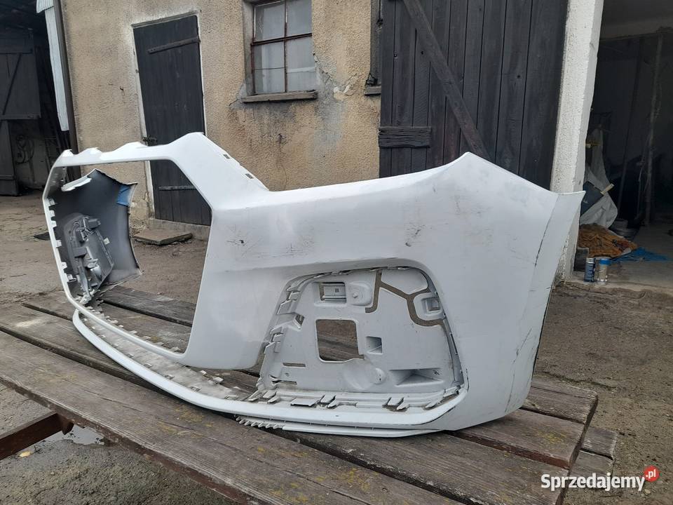 Zderzak przedni audi a1 82a Gołańcz sprzedam