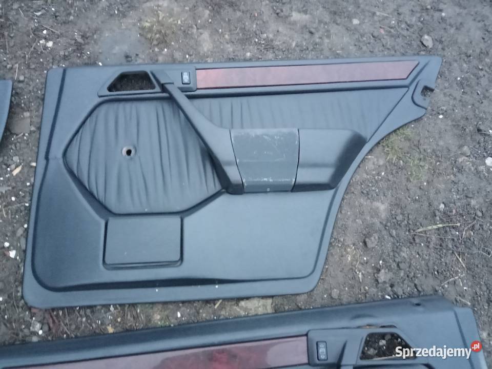 Mercedes W124 kombi wnętrze skóra czarna boczki kujawsko-pomorskie Działyń