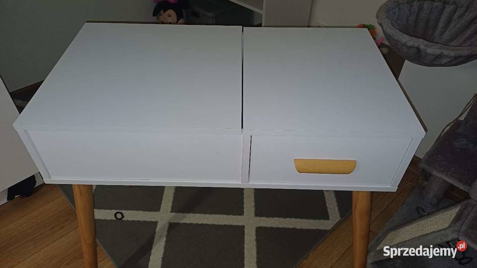 Biała toaletka dziewczynki Ożarów