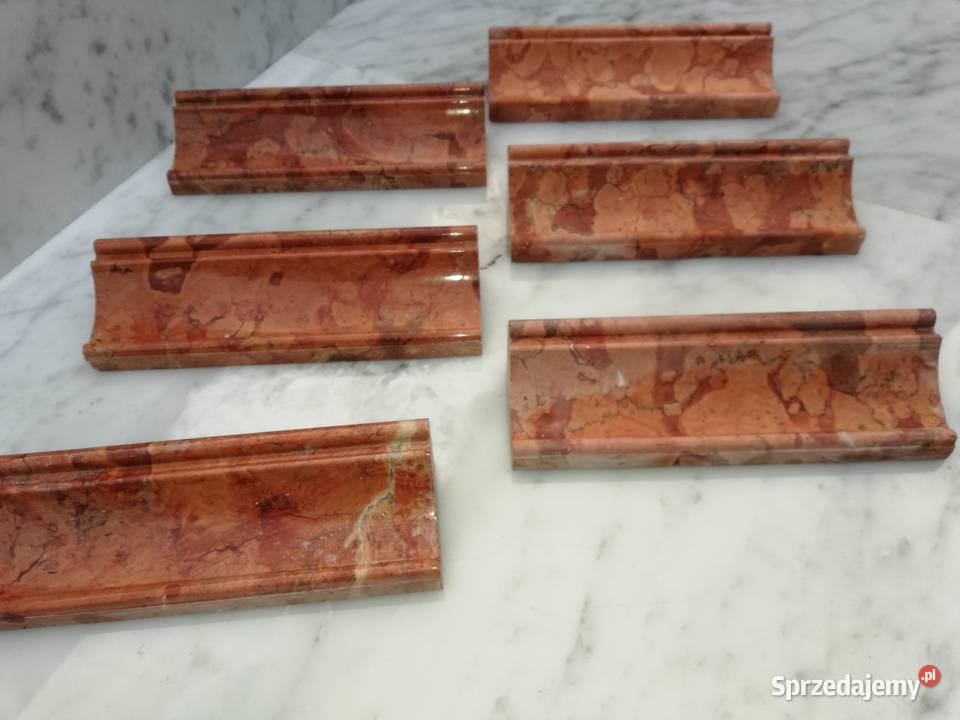 Sztukateria Marmurowa Rosso Verona 15x45 Poskwitów