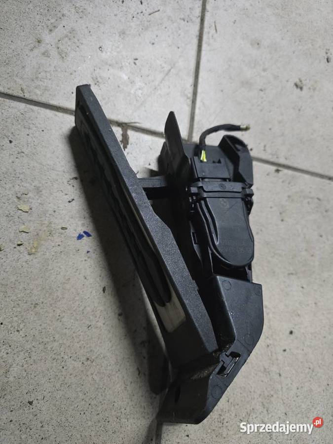 Pedał gazu BMW g30 g31 osobowe Pozostałe