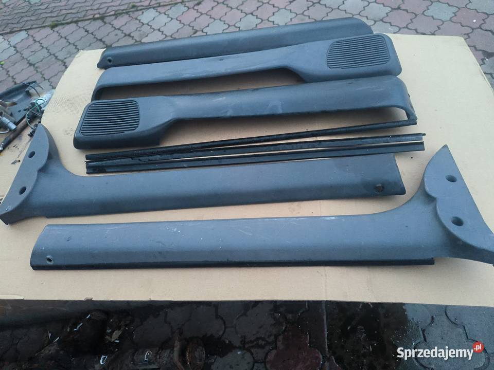 Polonez Caro plus Ati Kombi parapety drzwi