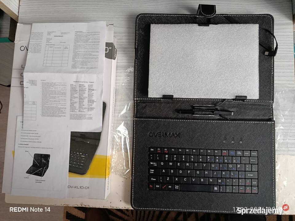 Tablet 101 Cala Etui z Rysikiem i Klawiaturą Przemków