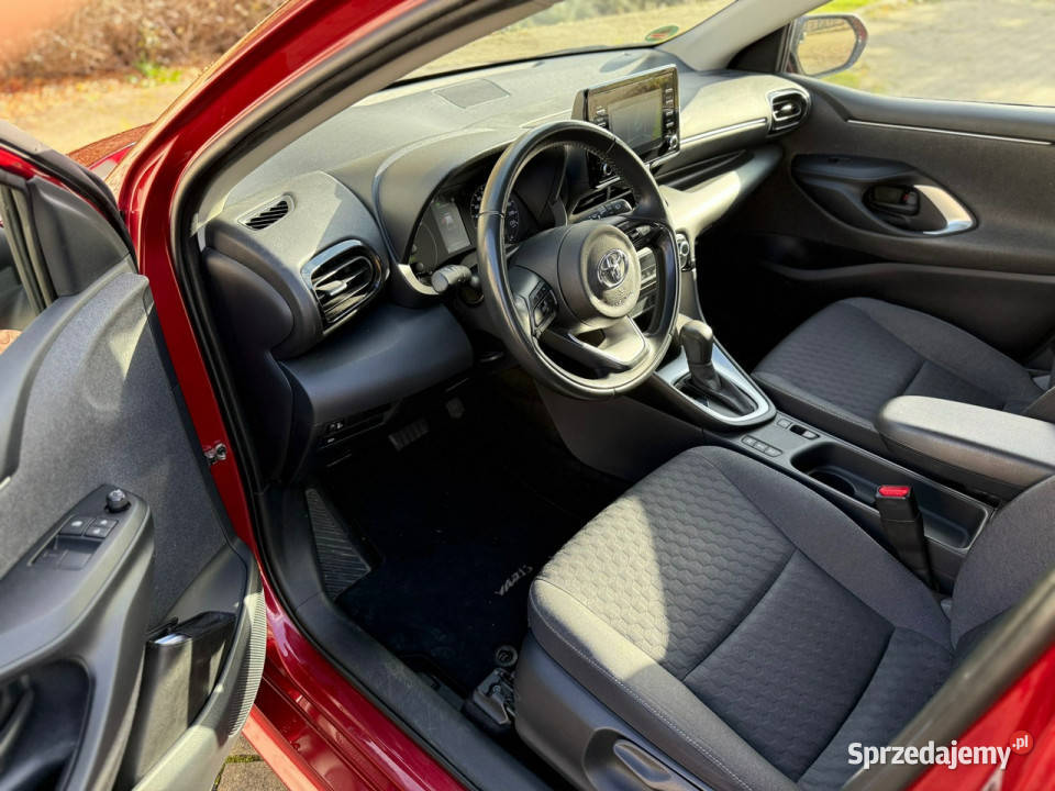 Toyota Yaris 15 Hybrid IV 2020 Rok produkcji 2020