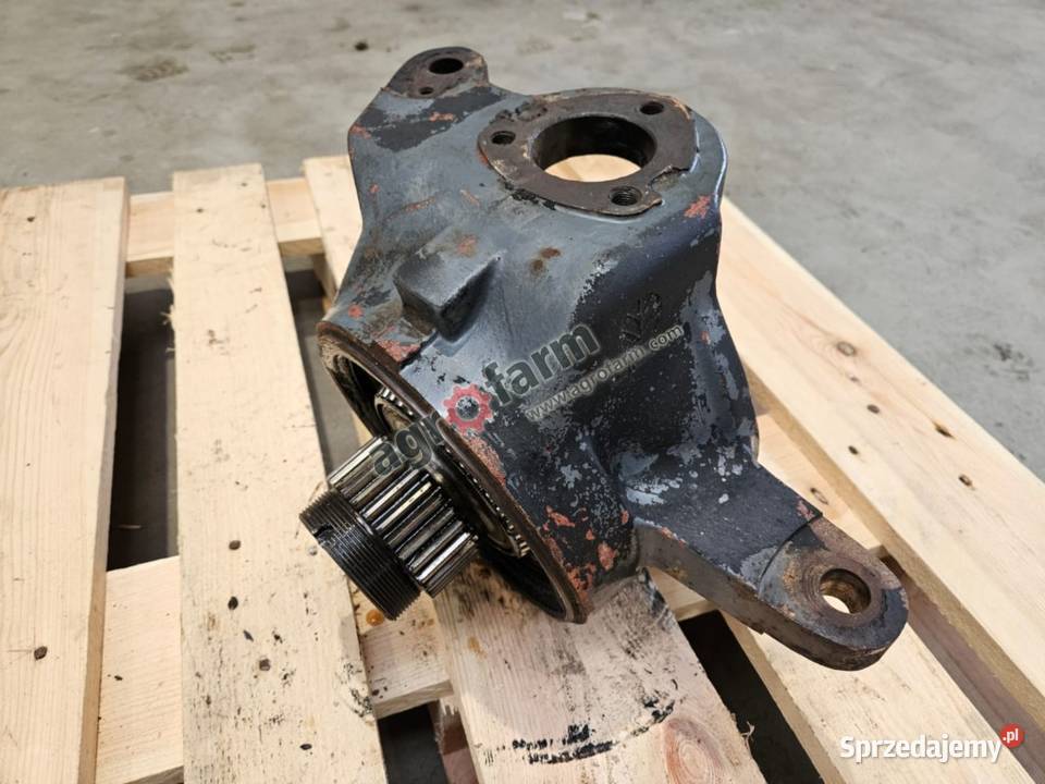 Zwrotnica LH Ford 7740 5640 6640 Byków