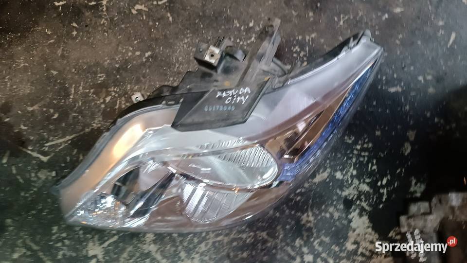 Lampa przód przednia Honda City IV lift Radłów