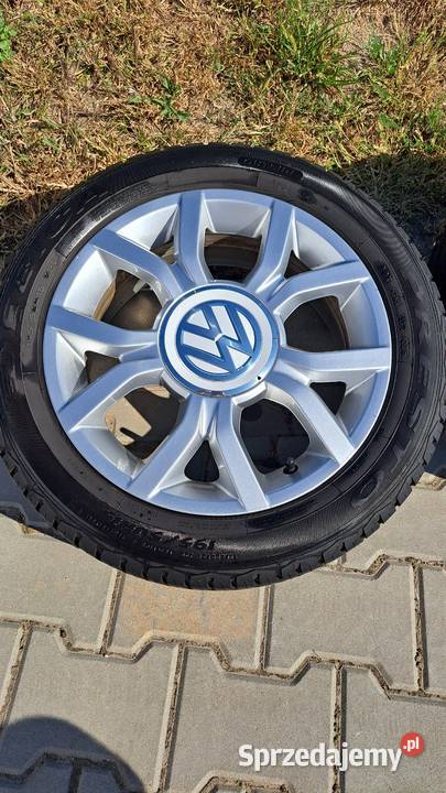 Alufelgi VW UP 15 kpl śrub opony letnie Samochodowe Kielce