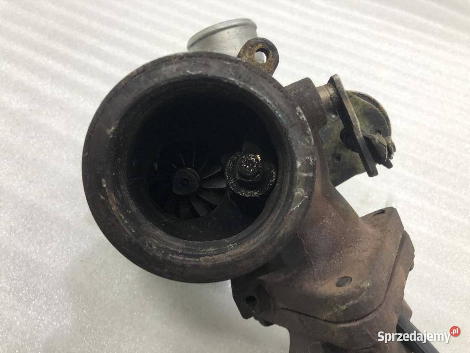 LISTWA PROGOWA PRAWA MERCEDES W204 2046860036