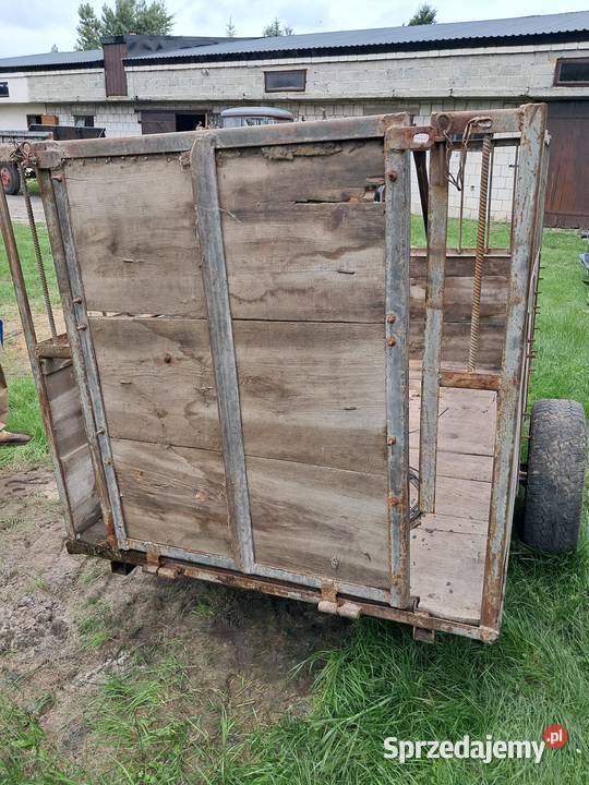 Wózek do przewozu bydła trzody