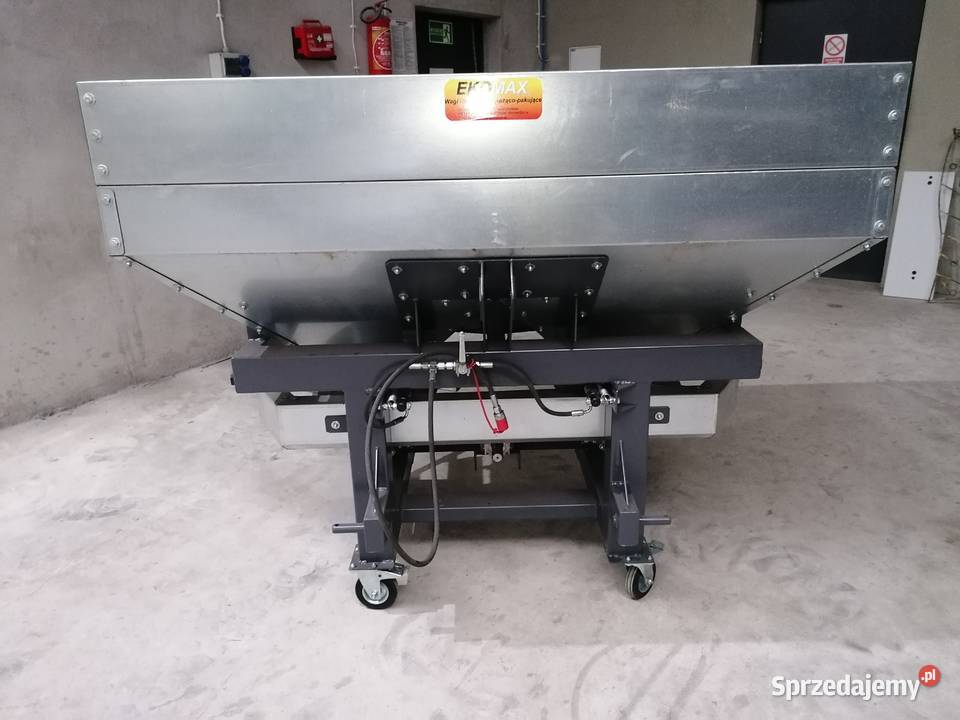 Rozsiewacz dwutalerzowy dwuzasypowy zawieszany Radomsko sprzedam