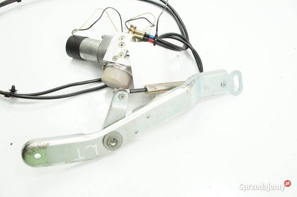 DOCIĄG KLAPY VOLKSWAGEN PHAETON 60 W12