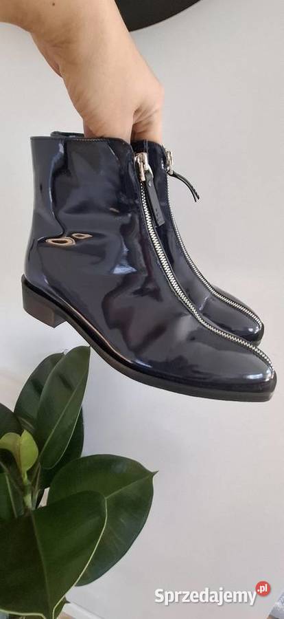 Nowe lakierowane skórzane botki Kordel granatowe małopolskie Kraków