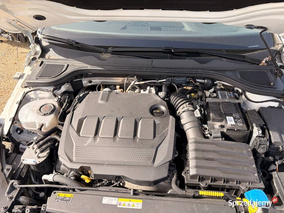 VOLKSWAGEN Golf VIII 20 TDi 116 Style GB618 Opole