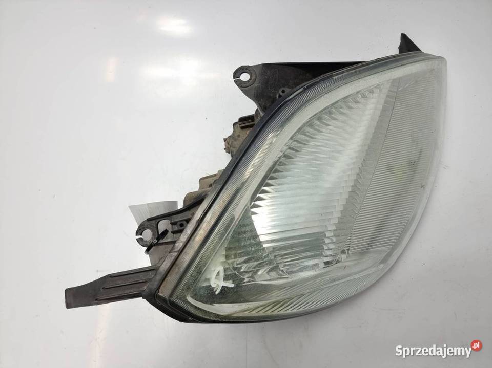 LAMPA PRAWA PRZÓD FORD FIESTA Lipno