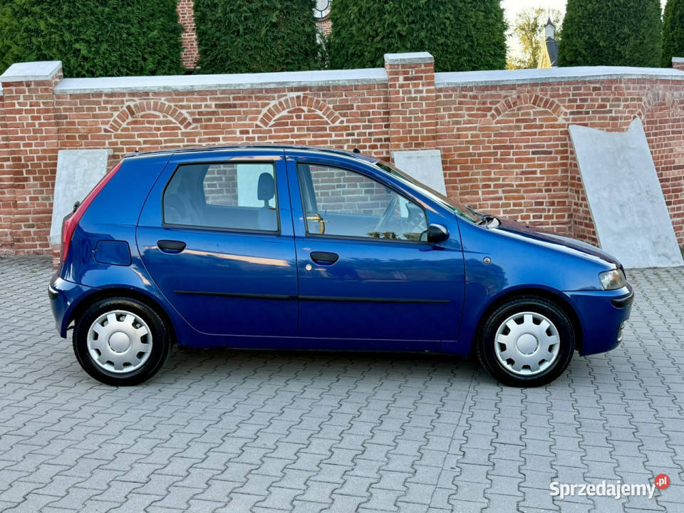 Fiat Punto Klimatyzacja 2 kpl opon Lato Zima Zarejestrowany w Polsce Zwoleń